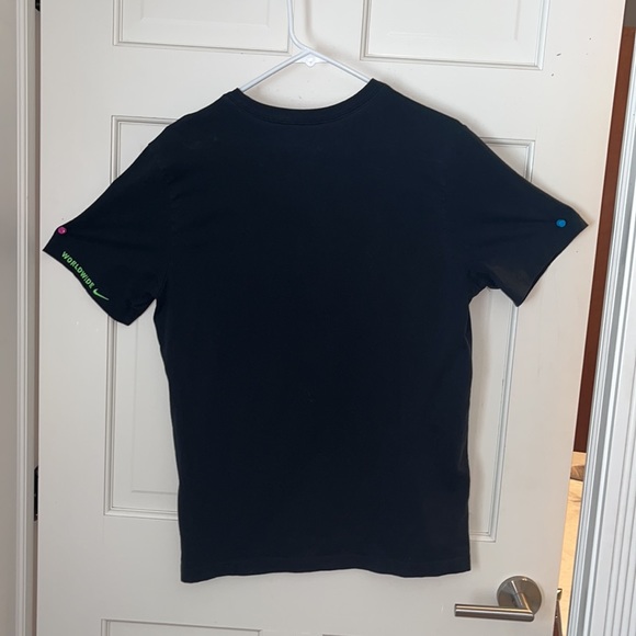 Nike worldwide tee - Picture 3 of 3
